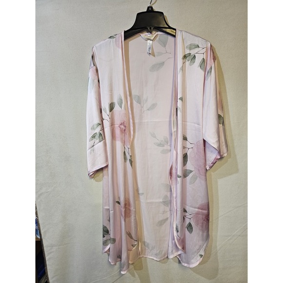 Sincerely Sofi Other - Sincerely Sofi Size Medium Pink Satin Robe with Belt